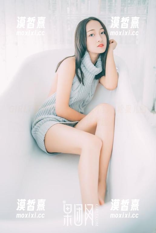 GIRLT果团网 - 你绝对想不到，松果儿的裸足原图下载能这么迷人！