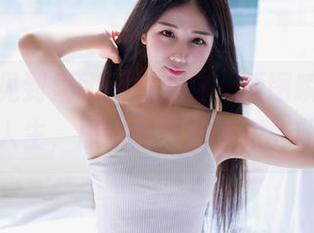 头一次见到果团网的尤物，原图瞬间让我怀疑人生，原来我也是有眼光的嘛。