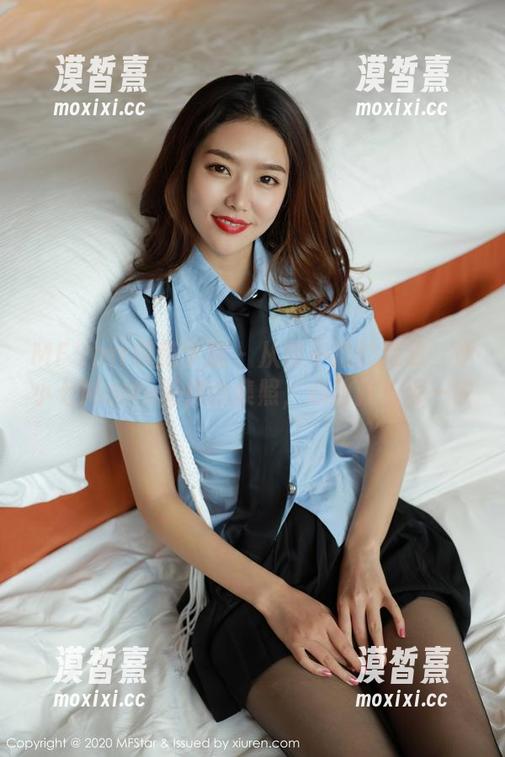 MFStar模范学院-伊小七MoMo MFStar模范学院 - 从容不迫的透明:伊小七MoMo私房合集照,心动就在那一瞬