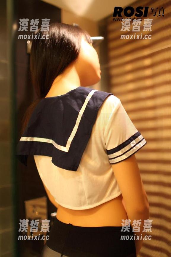 ROSI写真 - 恋恋的美脚旅程：无圣光与美图的完美交融