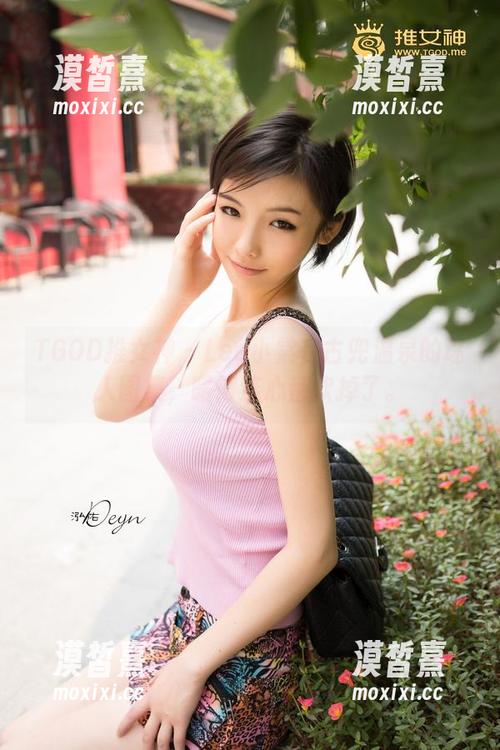 TGOD推女神 - Lee小棠在古兜温泉的迷人图集，暖得连心都软掉了。