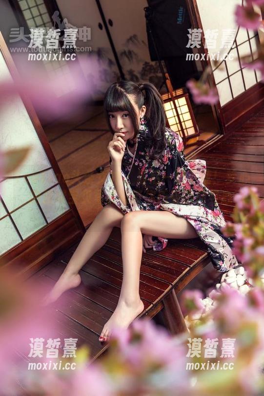 TouTiao头条女神 - 最后一场下载！梦心玥的篮球宝贝写真集带你感受热血与心动！