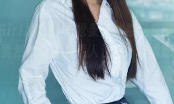 TuiGirl推女郎 - 松果儿的裸足套图，脚丫子竟然也能这么惹人注目，谁能想到呢？