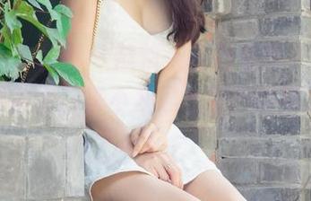 UGirls尤果网 - 陈怡曼最新套图，裤里丝绸般的柔滑，来不及思考就已经陷入其中！