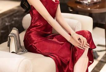 XIAOYU语画界 - 校园里的Cherry绯月樱——定制作品，看看今天的我又是什么样！