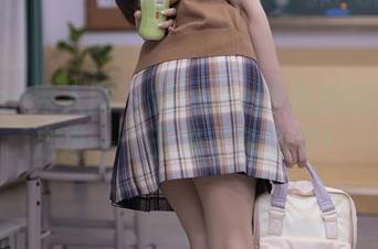 Xiuren秀人网 - 徐cake的礼服照片带你走进一个五光十色的梦！