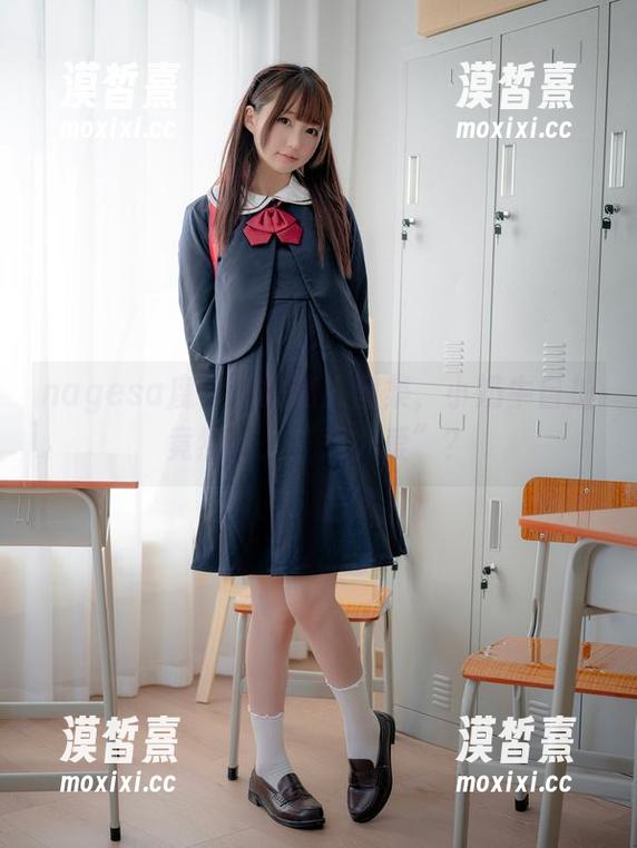 nagesa魔物喵的迷人图集，小奶牛自拍竟然这么“惹人爱”？