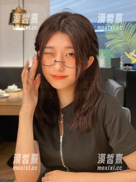 roroki骷髅姬的夏天：一张图片就能让你重新定义‘骨感美’！