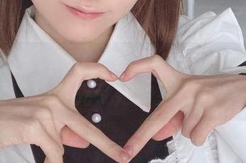 私房女仆けん研(けんけん)：这美图不小心曝光了她的另一面