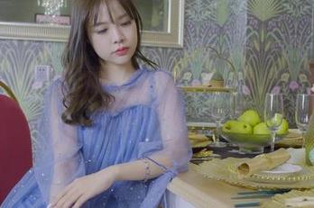 丽柜 - 阳阳的丽莲写真：下载后悔药送上，你还不来试试？