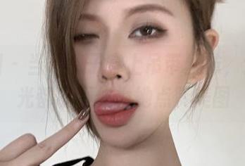 微密圈 - 当乙醇子穿上吊带丝袜，连无圣光都忍不住为她点赞美图