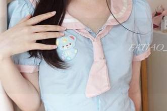 又是一个疯狂的在线图集，发条少女yoki的卒业温泉旅行，真的是，有点不想看又忍不住！