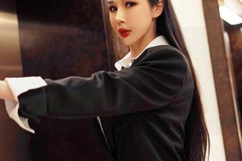 嗲囡囡 - 当陈雅漫VICKY与高清写真邂逅，看看这位秘书如何把平淡生活变得不平凡！