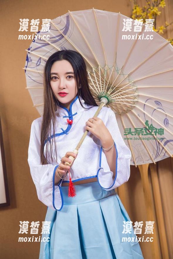 头条女神 - 惊喜不断！小米粒儿最新泳装写真集，挑战你对泳装的想象！