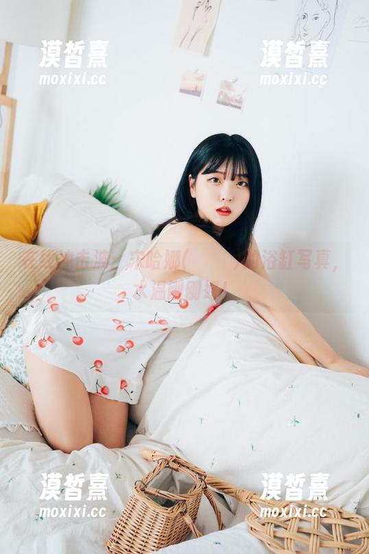 在线冲击波：宋哈娜(송하나)的浴缸写真，水温刚刚好！