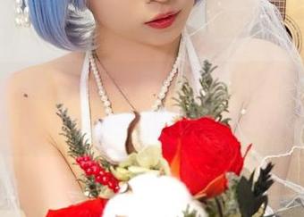 黑金执事为什么叫小女巫露娜？因为她在网盘中撩的每一张都是顶级表现！