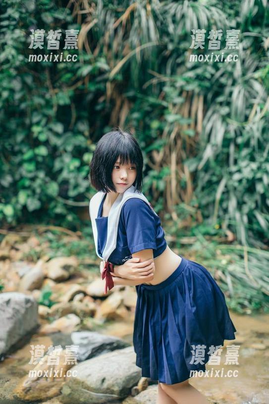 小野妹子w的万圣节图集：化妆与魔法的交响曲
