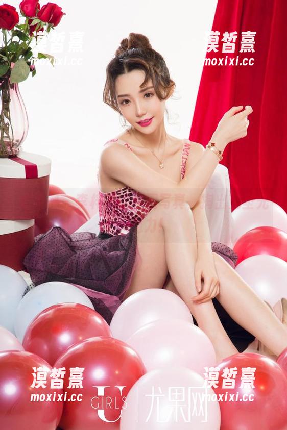 尤果网 - 李梓然的校园写真，掏出无圣光的魔力！
