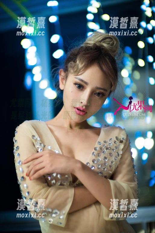 尤果网-杨乔之 尤果网 - 杨乔之:我们见过的“女孩”都是经过补光的,原图带你重新认识光影的世界!