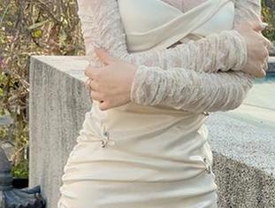 微密圈 - 徐莉芝的私拍合集：如果女秘书会幻想，结果大概是……