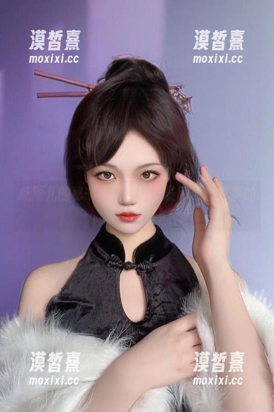 戚顾儿的秘书生活：这些最新原图我真的看得眼晕！