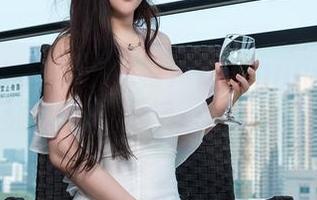 推女神 - 在线抢先看！欧尼anne圣诞时刻，资源链接一秒传送！