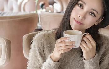 推女神 - 在线高清！绮里嘉ula在校园里，收获了一份甜蜜的青涩梦。