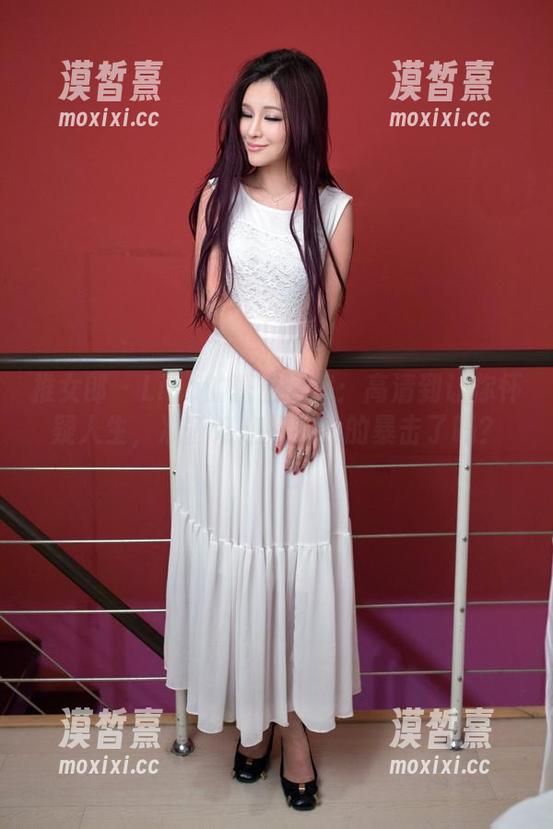 推女郎 - Lina的蕾丝图集：高清到让你怀疑人生，准备好迎接感官的暴击了吗？