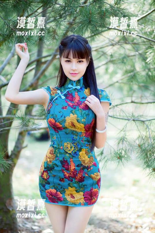 推女郎 - 全套图包，星辰让你瞬间从无聊走向透明人生！