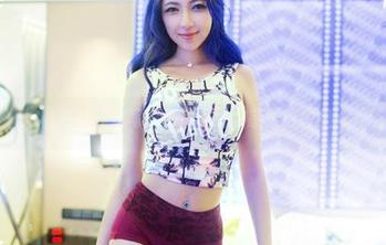 推女郎 - 被陆瓷的美足写真深深吸引，感觉这也是一种艺术吧。