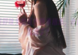 翻开星野咪兔的红色图集精选，心脏小鹿乱撞了？