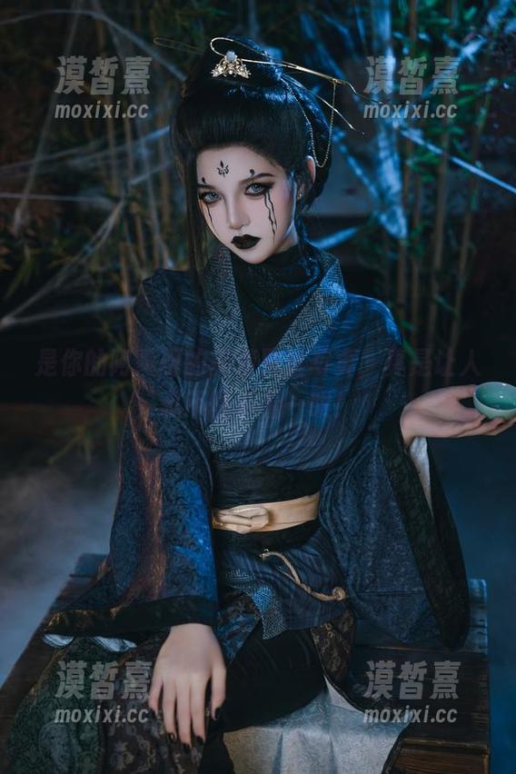 是你的阿薰呀 是你的阿薰呀的高清黑丝写真,真是让人忍不住多看一眼!