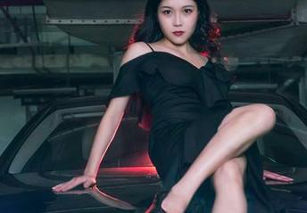 果团网 - 松果儿的礼服写真：不知不觉中，我对礼服的理解又多了一个‘别扭’的维度！