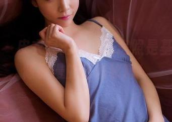 果团网 - 皮衣是王道，私房照是基础——陈雅漫的时尚秘籍！