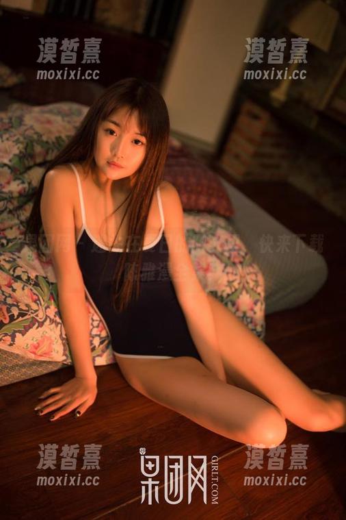 果团网 - 迷失在夏日的阳光里，快来下载陈雅漫全集！