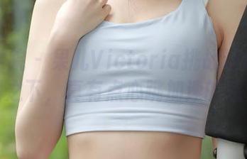 模范学院 - 果儿Victoria挑战连体衣：美图之下，真有点心跳加速的感觉。