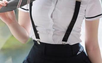 模范学院 - 看电竞唐嫣如何以清纯写真征服你的视线，原图背后可能藏着什么？