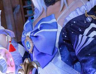 水淼aqua的写真狂欢：恶魔妹妹的魅力，快来图库拼图！