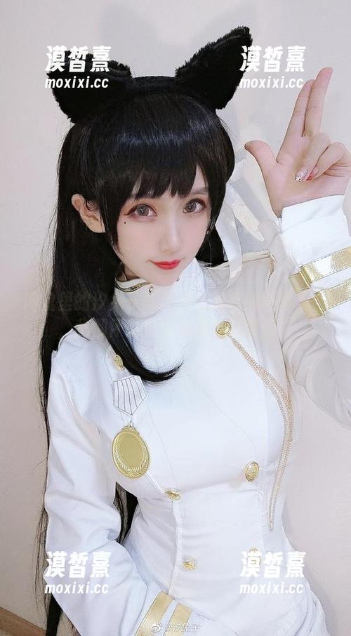 网盘里的汐兔子写真和公孙离的奇妙组合，我都怀疑这到底是什么荣耀！