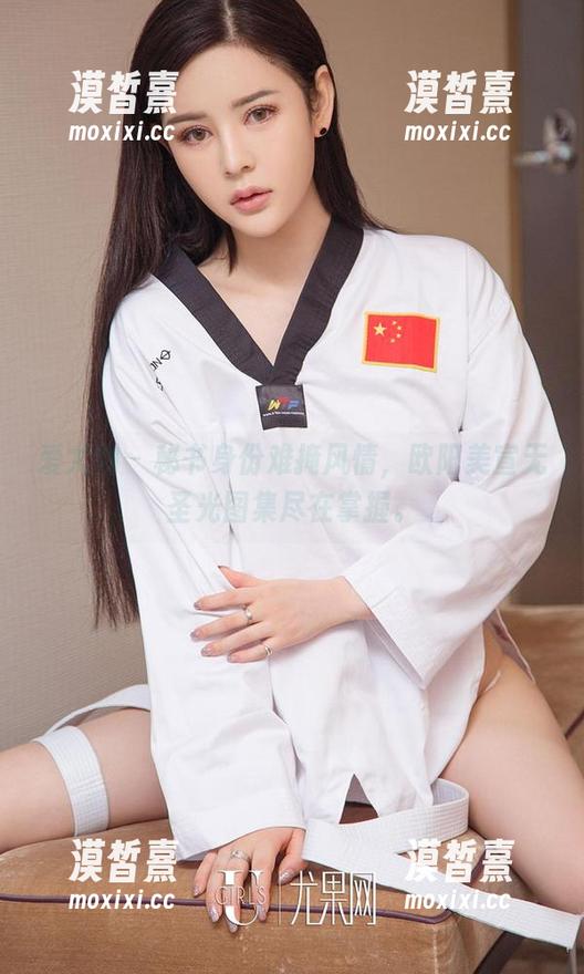 爱尤物 - 秘书身份难掩风情，欧阳美宣无圣光图集尽在掌握。