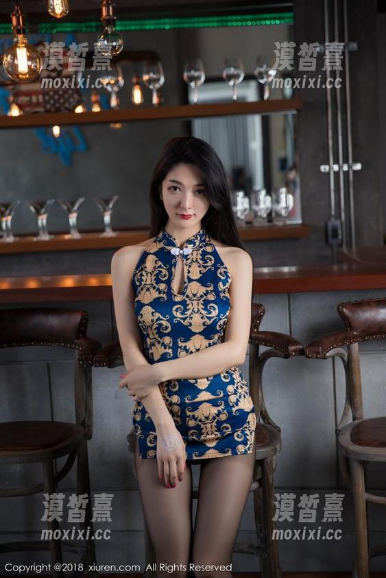 秀人网 - 可爱如何定义？Evelyn艾莉的写真网盘观点大揭秘！