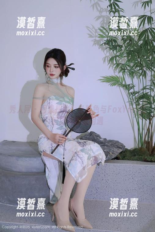 秀人网 - 图集探险！当粉色与FoxYini孟狐狸的创意相遇