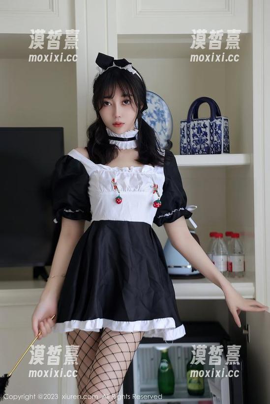 秀人网 - 花嫁系列：看看叶籽亿如何用免费美图把我拍成了一个仙女！
