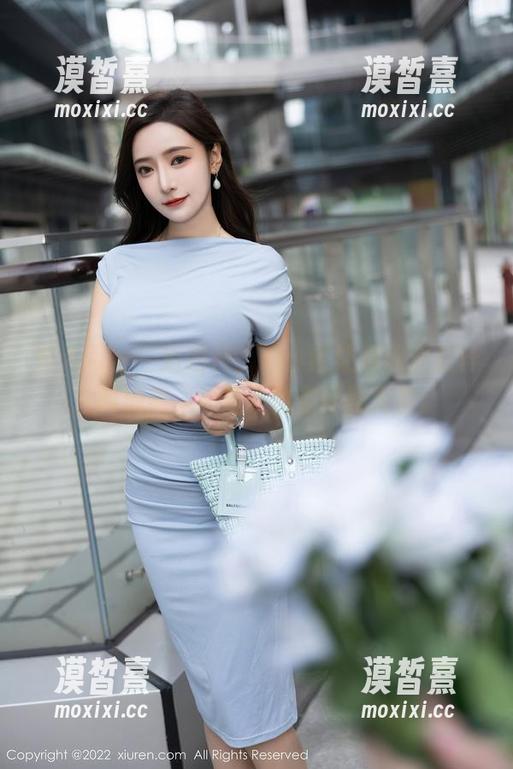 秀人网 - 一组图片，熊小诺让你欣赏到什么叫油亮，不看不怕你怀疑人生。