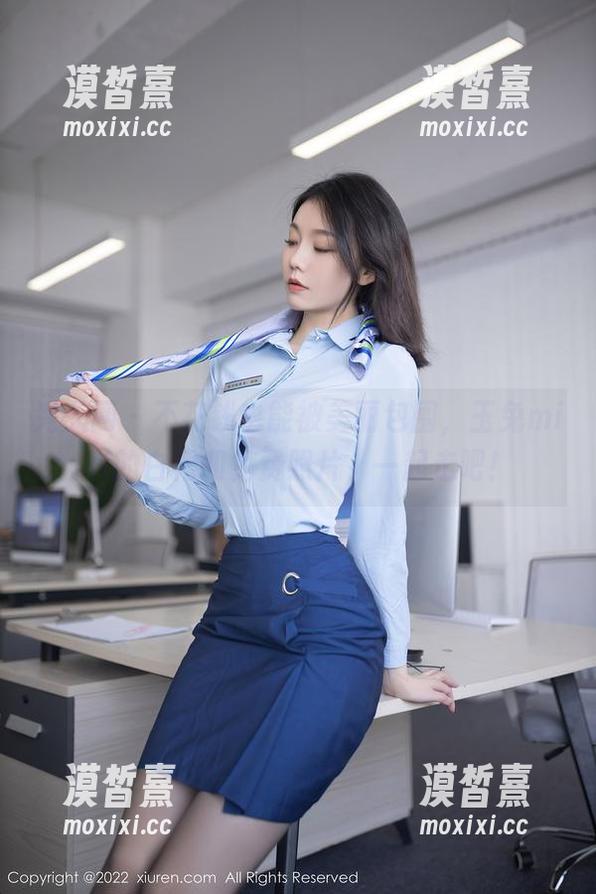 秀人网 - 不花钱也能被美丽包围，玉兔miki的白裙和免费照片，一起走吧！