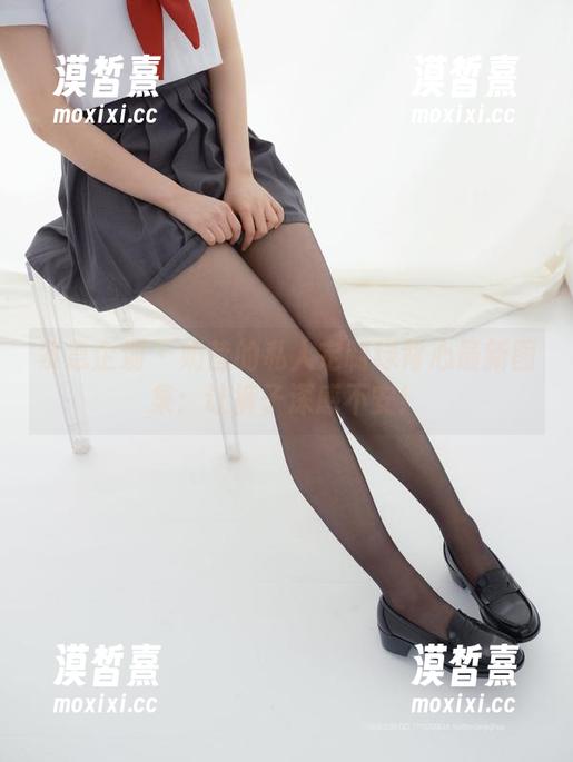 紧急企划 - 奶昔的私人定制绿背心最新图集：让裤子深感不安！
