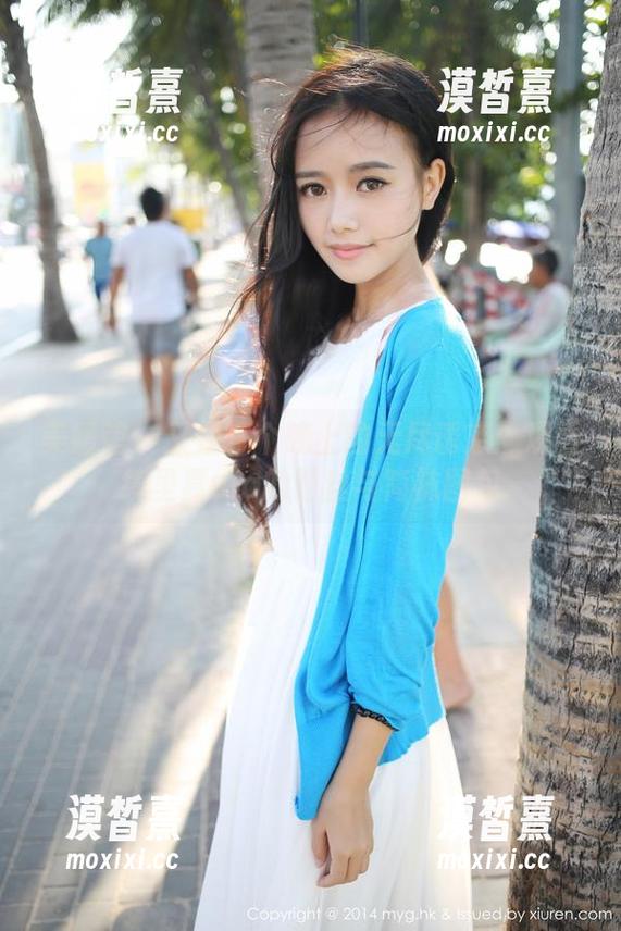 美媛馆 - 又是一个晚上的无尽诱惑：观看绮里嘉ula的蕾丝与筒袜图包