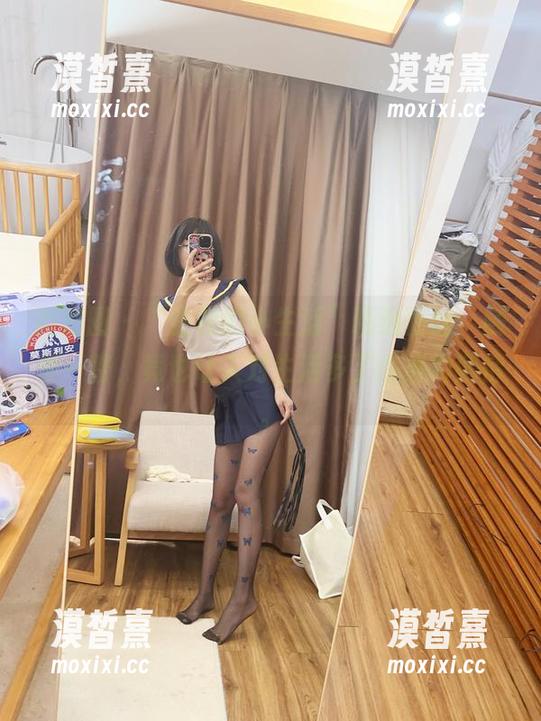微密圈 - “胜利的小生活”精选蕾丝，随便一瞥，竟也让人对生活多了点新的期待。