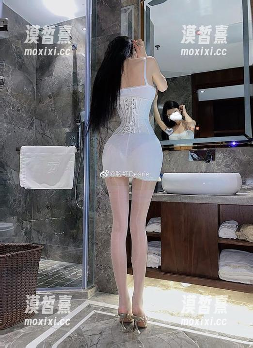 脸红Dearie 微密圈 - 看了脸红Dearie的免费套图,你的小心脏是不是被秒杀了?