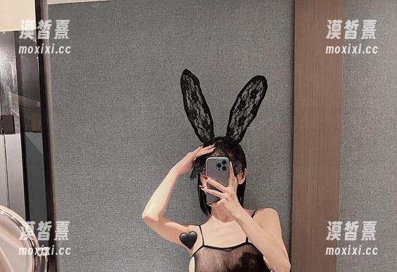 微密圈 - 白衬衫也有春天？脸红Dearie的图包怎么让寒冷的季节变得温暖！